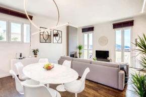 #24 Marie-Claire Suite Sea view/balcony/AC/5min port